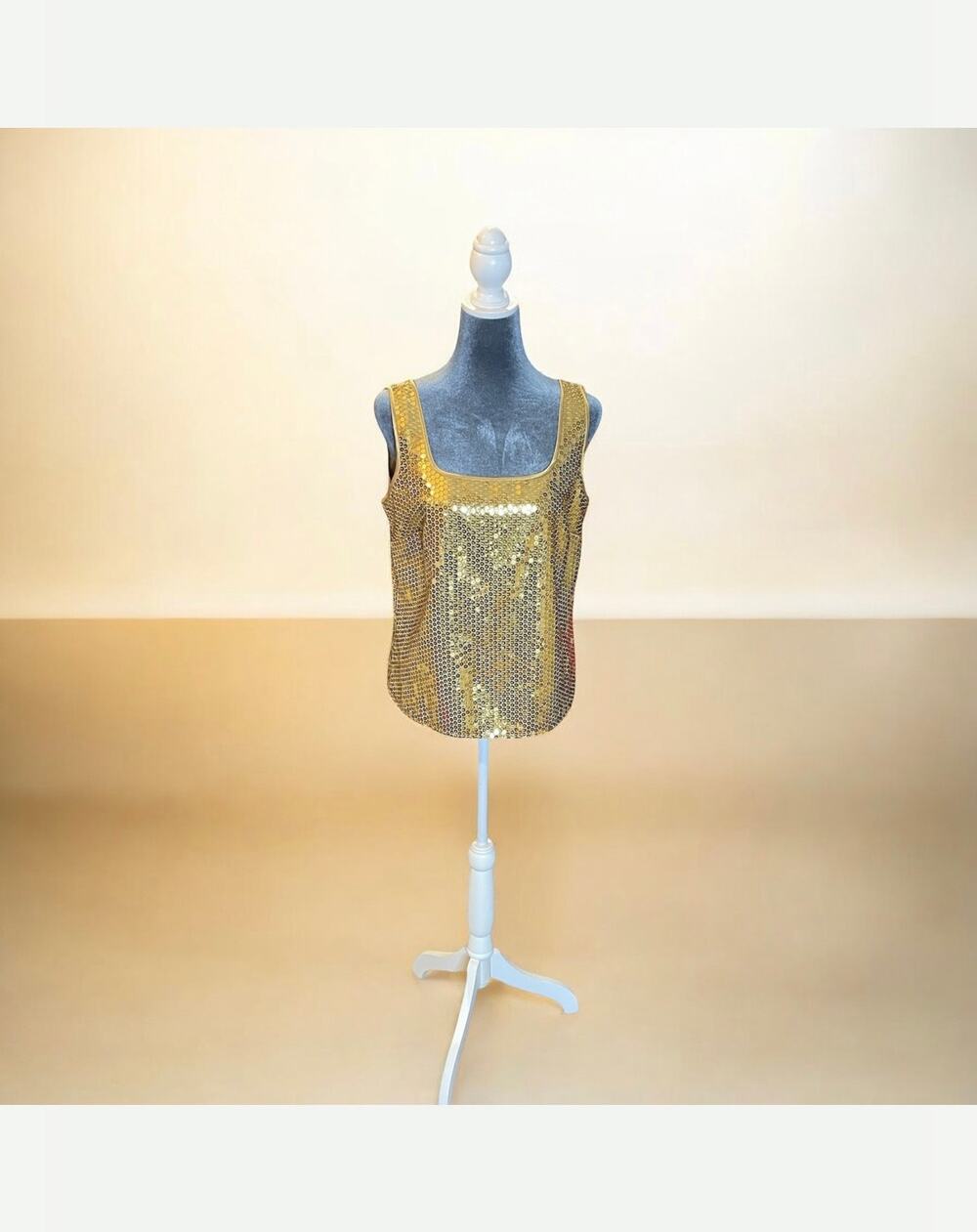 Liz Claiborne Collection Golden Sequin Top Size 8